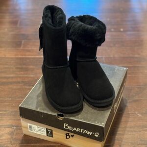 Bearpaw Emma Short size 7 nwt